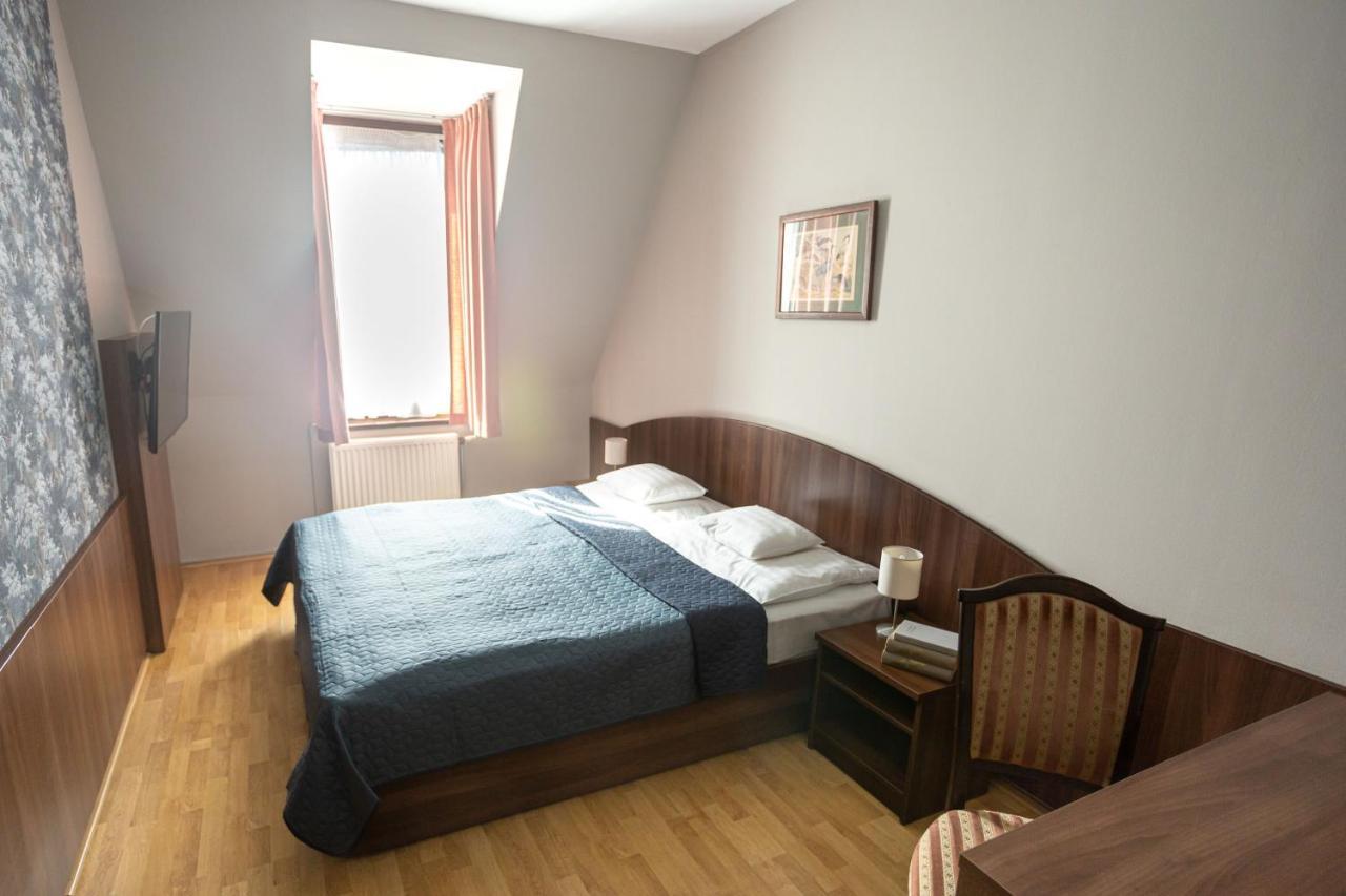 쇼프론 Tercia Hubertus Panzio B&B 외부 사진